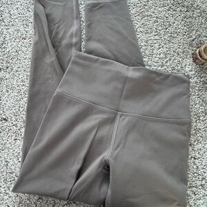 Lululemon Wunder Train Leggings 25”